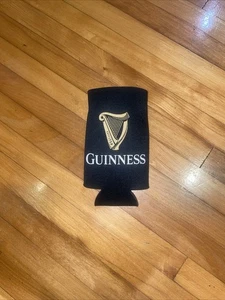 GUINNESS DRAUGHT BEER BOTTLE COOLER COOZIE COOLIE KOOZIE HUGGIE NEW - Picture 1 of 2