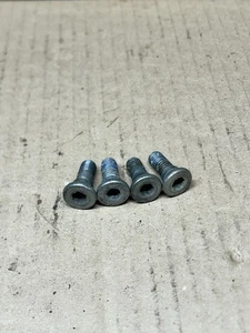 Juego de pernos de montaje de cuadro a subchasis 1995-2005 Kawasaki Kx 125 Kx 250 Kx250f OEM - Imagen 1 de 4