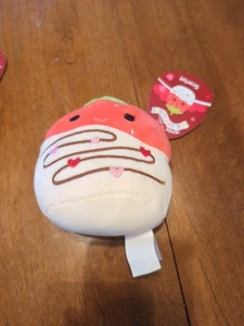 Squishmallows 5" Scarlet The White Chocolate Dipped Strawberry Valentines NWT - Picture 1 of 8