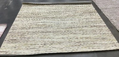 Ковер с дефектом ЖЕЛТЫЙ / цвета слоновой кости 6 футов 0 дюймов x 6 футов 0 дюймов, сниженная цена 1172683041 MRB904D-6SQ - Изображение 1 из 4