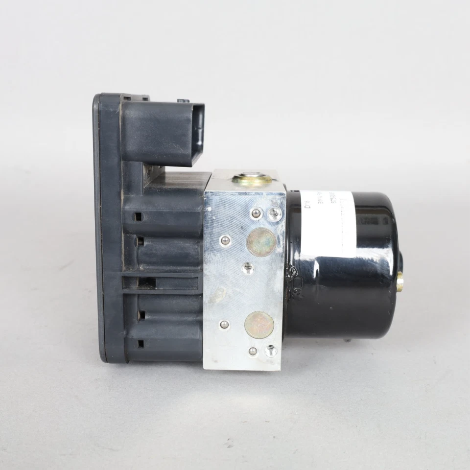 2002‑2006 BMW 330Ci 330i 325i DSC Hydraulic ABS Pump Unit 34516765453 OEM Used - Image 1 of 4