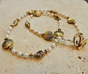 Gold Muschel Halskette mit weißen Süßwasserperlen, Muschel und Muschelschalen - Bild 1 von 4