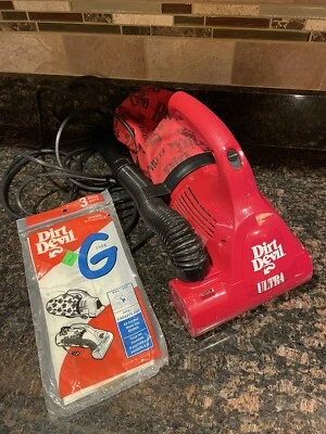 Dirt Devil by Royal Ultra Red Electric Handheld Vacuum Cleaner M08230 And 3 Bags - Image 1 of 4