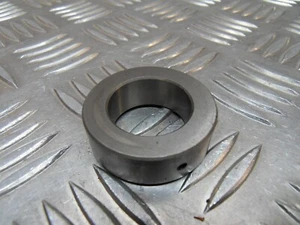 Espaciador de engranajes de bomba de aceite original Suzuki GSF/GSXR 2007 a 2022 - Imagen 1 de 4