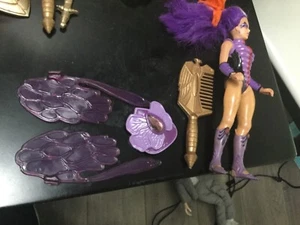 VINTAGE GLOOB GOLDEN GIRLS MOTH LADY GUARDIANS FIGURA W / Accesorios - Imagen 1 de 1