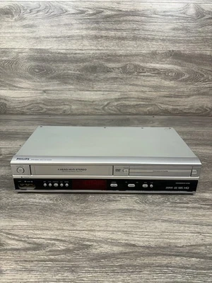 Philips DVP3050V VCR DVD Combo Player VHS Recorder Tested No Remote - Image 1 of 4