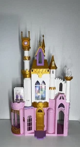 Disney Princess Ultimate Celebration Castle (solo castillo) 4 pies de alto/luz/música - Imagen 1 de 8