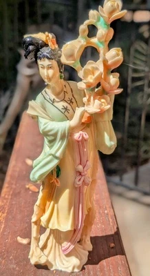 Estatuilla mujer celuloide antigua china 8,5" Foto 1 de 4