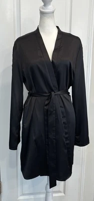 IN BLOOM by JONQUIL Mujer’s Bata de Satén Kimono XS/S Corbata Cintura Negra Ropa de Salón Foto 1 de 4