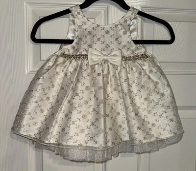 Vestido para niña American Princess oro blanco formal bordado con cuentas 18 meses Foto 1 de 4