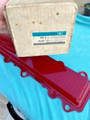 Luz trasera derecha Buick Apollo 1973 1974 NOS #5966206 Foto 1 de 4