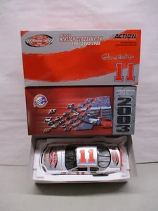 2003 Action Darrell Waltrip 3X Champion The Victory Lap 1/24 - Picture 1 of 3