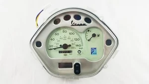 VESPA LX 125 1998 - 2014 ZAPM44100 / ZAPM44300 Genuine Speedometer - Picture 1 of 3