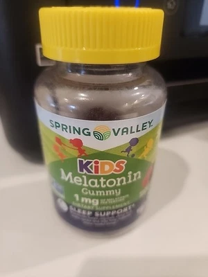 Comprimidos masticables de melatonina Spring Valley Kids suplemento dietético sabor uva Foto 1 de 2