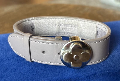 Pulsera Louis Vuitton Monograma Buena Suerte Cuero Beige Foto 1 de 4