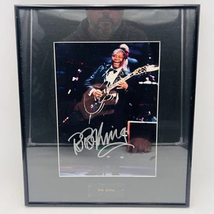 Foto firmada autografiada por cantante de blues legendario de BB King 8x10 marco de 14x12 sin certificado de autenticidad - Imagen 1 de 10