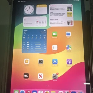 Apple iPad Pro 11" 128 GB - Picture 1 of 3