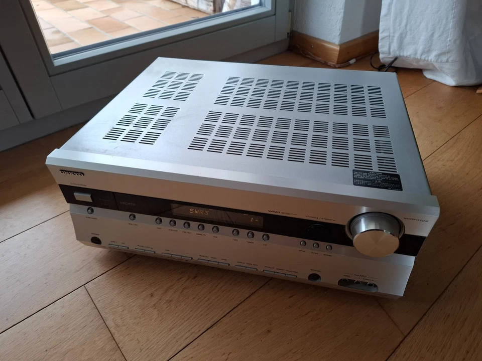 Onkyo TX SR 606, 7.1- AV Receiver, Silber mit Fernbedienung und Anleitung - Bild 1 von 4