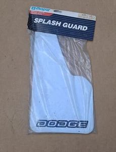 1980's 1990's Spirit Diplomat Dynasty NOS MoPar Fender Quarter SPLASH GUARD SET - Bild 1 von 2