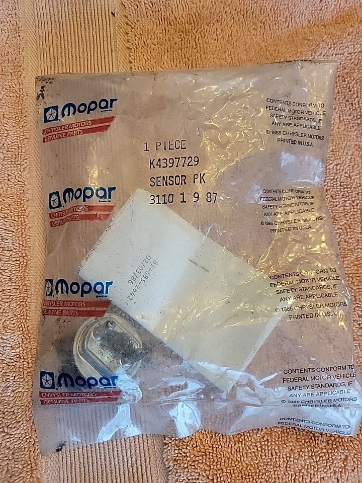 Nuevo de Lote Antiguo Dodge Daytona 1986 Paquete de Sensor de Aire Calefacción # 4397729 Fabricante de Equipo Original Foto 1 de 2