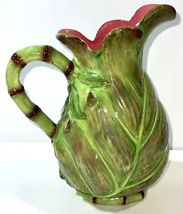 Caraffa brocca brocca ceramica maiolica manico bambù verdura foglia cavolo verde - Foto 1 di 12