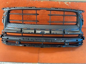 2022 2023 2024 PORSCHE MACAN FRONT BUMPER CENTER GRILLE GRILL OEM 95B807683CE - Picture 1 of 24