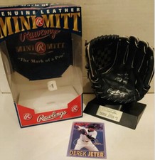 ORIGINAL BOX CARD PRO DJ2 DEREK JETER GLOVE SILVER AUTOGRAPH GOLD SERIES RARE
