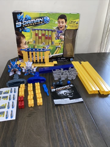 B-Daman Crossfire Break Bomber Battlefield Set Hasbro Not Complete Missing Parts Cover