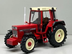 REPLICAGRI - Tracteur limité à 1500 pièces – INTERNATIONAL 1056 XL - 1/32 - R... - Picture 1 of 2