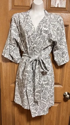 Vera Bradley Womens L / XL  Gray Paisley Robe Mid Length Lightweight Pockets - Image 1 of 4