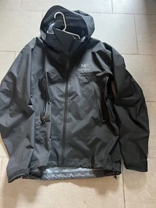 Arc'teryx Beta AR Jacket Goretex Rain Hike Mens L Black FREE SHIPPING - Picture 1 of 8