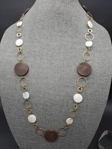 Wood Link Gold Tone Artsy 70s style Necklace - Picture 1 of 6