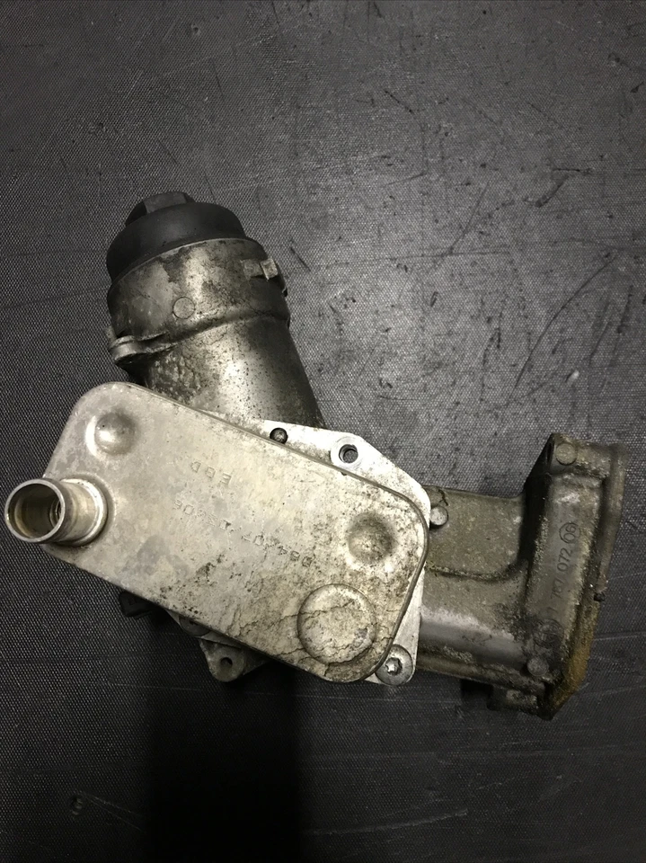 Carcasa filtro de aceite BMW Serie 3 1 E90 2.0d y enfriador de aceite completo 7787072 M47 Foto 1 de 1