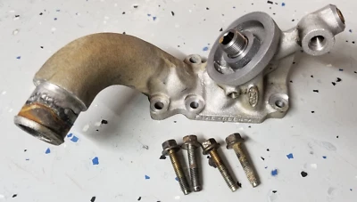 Ford Oil Filter Housing Adapter 4.6L Lincoln Town Car Grand Marquis F1AE6884AG - Image 1 of 4