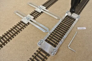 HO/T/L150/C1, plantilla de vía recta, con acoplamientos ajustables, para HO TILLIG - Imagen 1 de 4