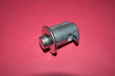 1954 55 56 57 58 59 60 61 62 雪佛兰卡车手套盒推扣锁 — 第 1/4 张图片