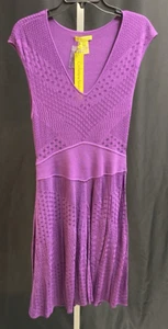 NUOVO abito viola Catherine Malandrino taglia M etichetta gialla maglia uncinetto FRB2 $395 - Foto 1 di 6