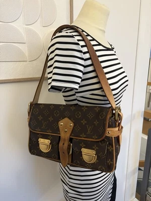 Louis Vuitton Hudson GM  Monogramm Canvas - Bild 1 von 4
