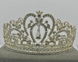 Corazón Blanco Cristal Estrás Pelo Tiara Corona Nupcial Tono Dorado 2.5"H Peine Lateral - Imagen 1 de 5