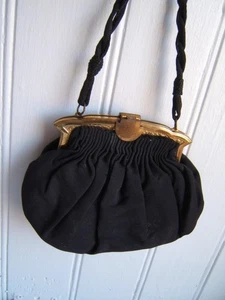 BOLSO DE MANO NEGRO VINTAGE MESH WHITING & DAVIS CO. - Imagen 1 de 14