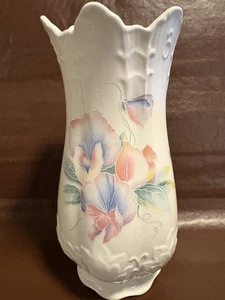 Vintage Aynsley Little Sweetheart Fine Bone China Large 8" Vase -Made in England - Picture 1 of 20
