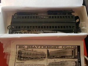 Tren HO Branchline serie Blueprint 80' autobús ventana única Great Northern 5121 - Imagen 1 de 2