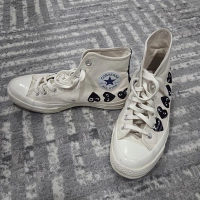 Zapatillas altas Converse Comme Des Garcons para mujer color negro crema corazones talla 9 Foto 1 de 4