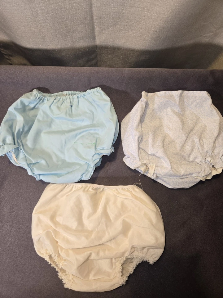 LOTE de 3 cubiertas de pañales Bloomers forradas de plástico vintage años 60 talla 0-6 meses  Foto 1 de 4