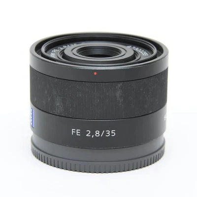 SONY ZEISS Sonnar T* FE 35mm F/2.8 ZA SEL35F28Z (SONY E) #366 - Image 1 of 4
