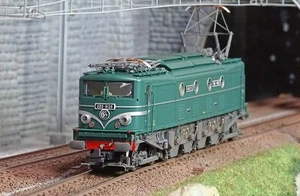 Roco 70471 Locomotive électrique 2D2 9128, SNCF, digitale sonore - Picture 1 of 4