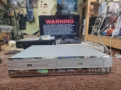 LG LGXBR446 DVD VHS Combo Player And Recorder *WORKS-selling  AS-IS Read !! - Image 1 of 4