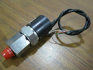 Interruptor de presión Copal Electronics PS8-103G - Imagen 1 de 1