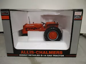 2006 Allis Chalmers Model D-14 Gas Toy Tractor "Classic Series" 1/16 Scale, NIB - Picture 1 of 7