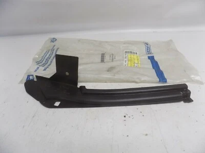 Protector contra salpicaduras guardabarros delantero izquierdo Ford E-150 E-250 nuevo fabricante de equipos originales 2005 2006 2007  Foto 1 de 3